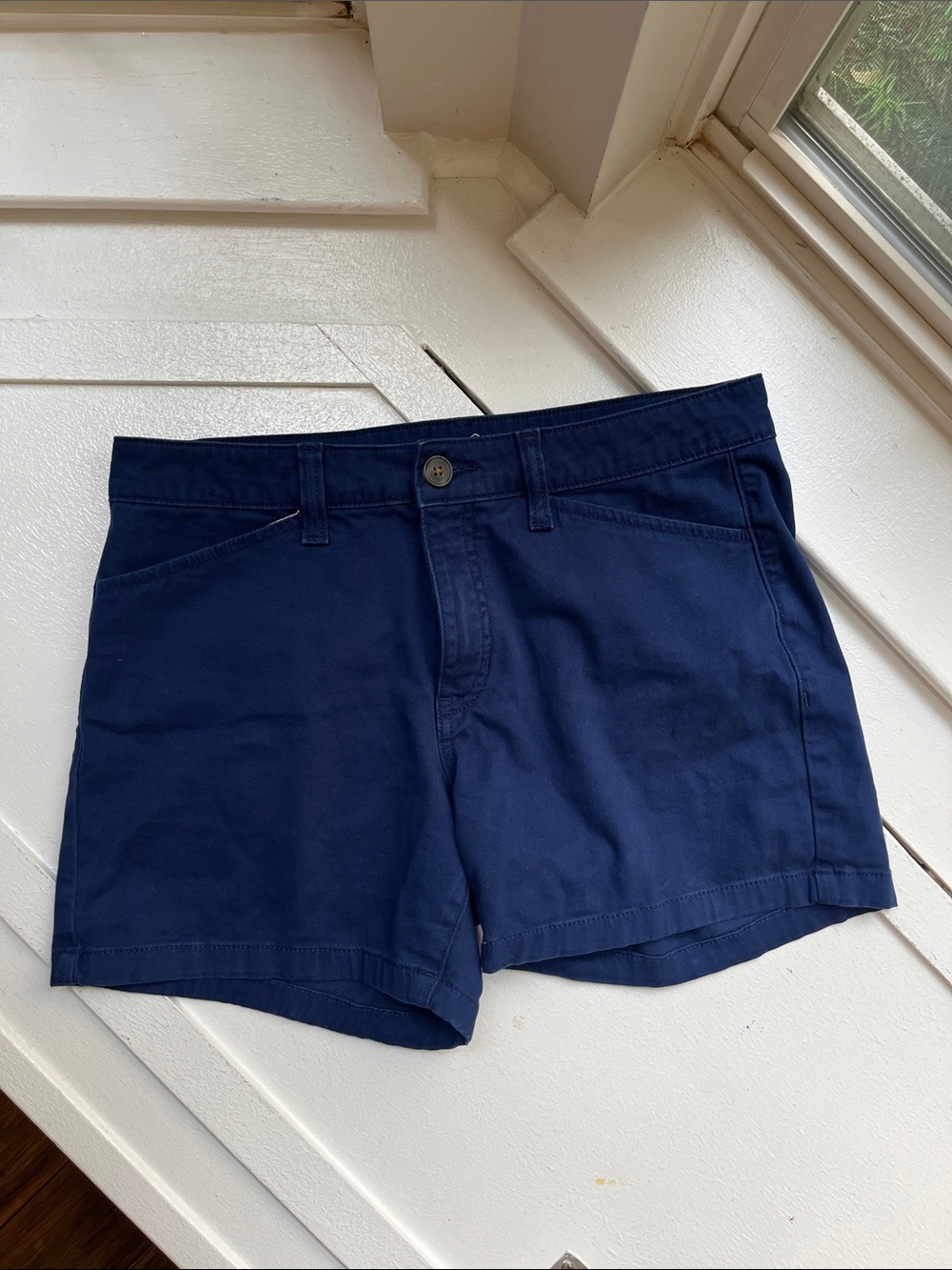 📸☀️ St. John's Bay • High Rise Cotton Blend 5" Short in American Navy • Size 6